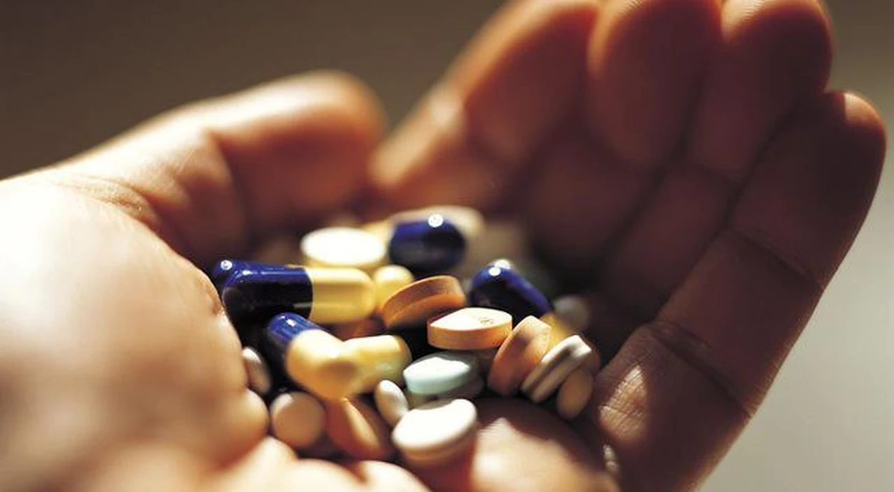 Các liệu pháp điều trị rối loạn giấc ngủ bao gồm điều chỉnh lối sống, liệu pháp hành vi, và sử dụng thuốc theo chỉ định bác sĩ.