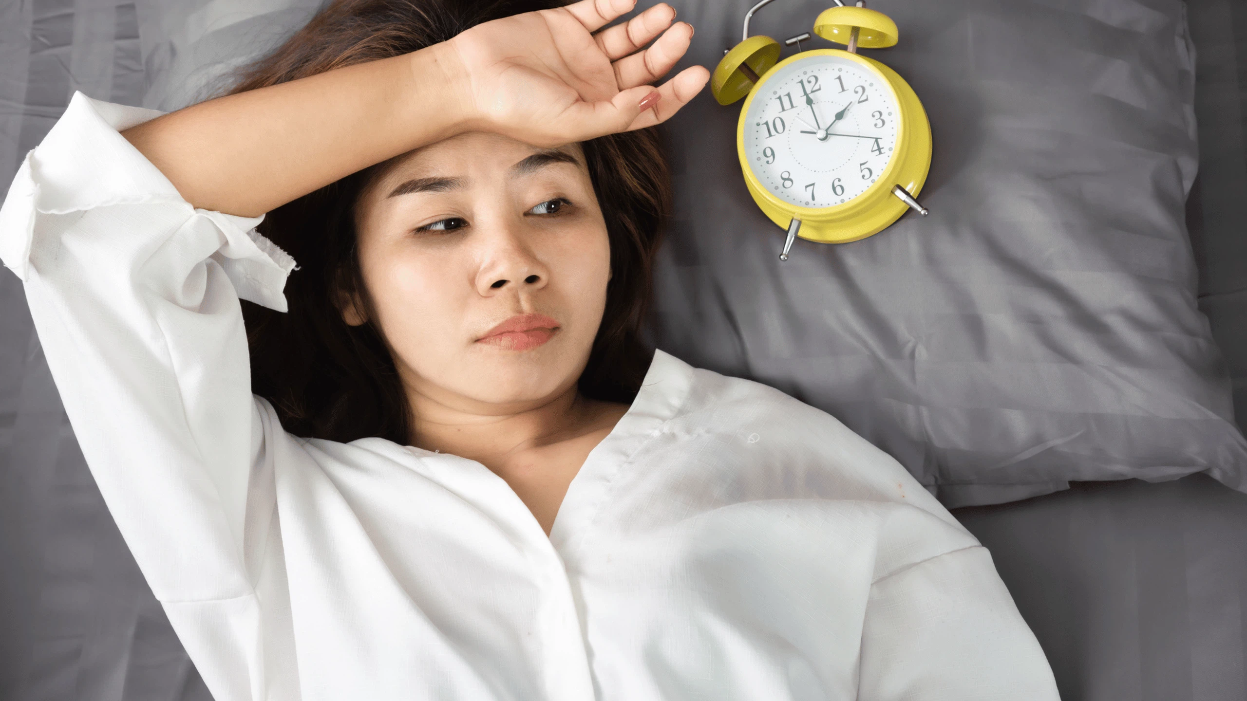 4 điều các chuyên gia khuyên làm khi bị khó ngủ