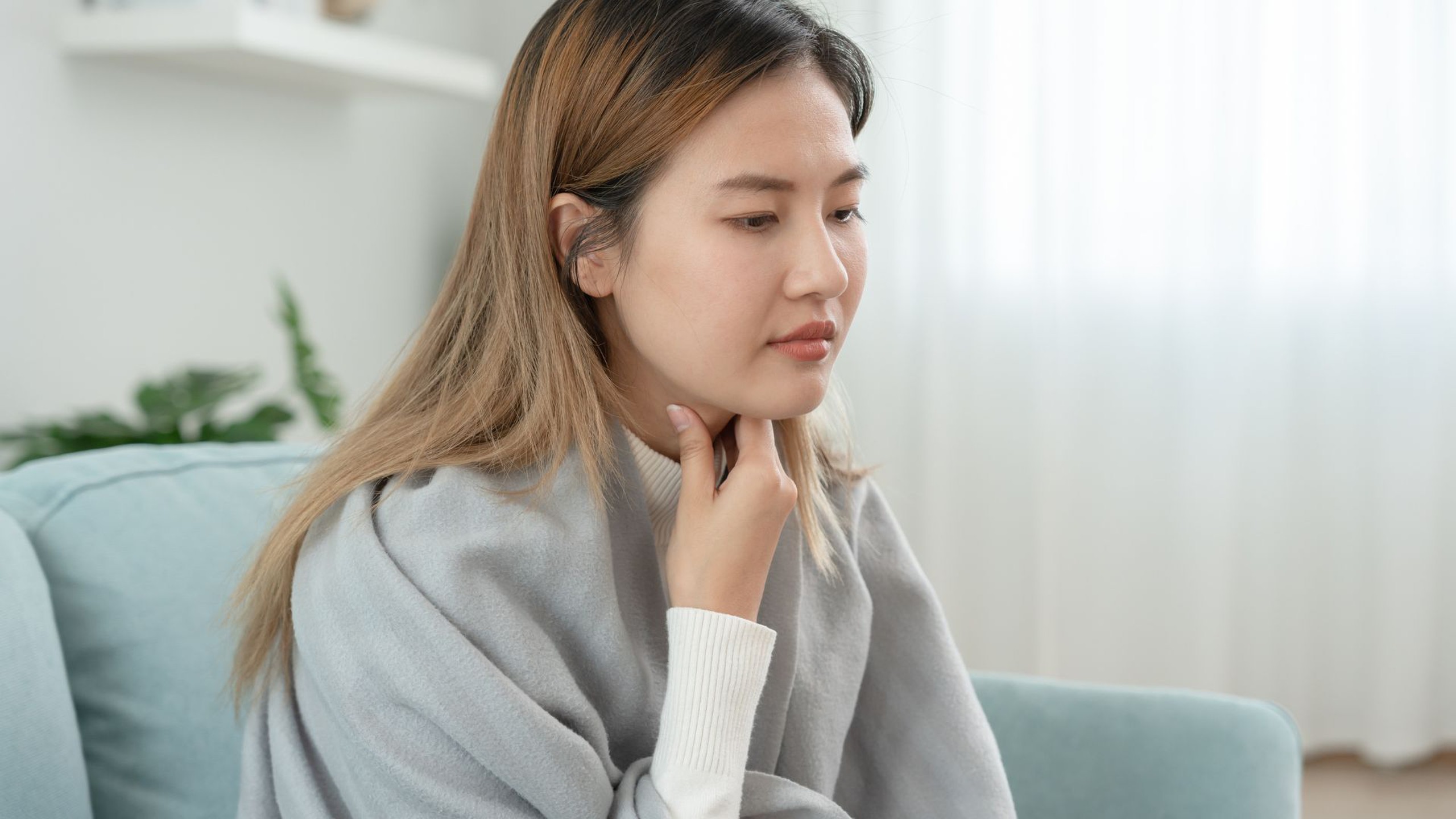 9 nguyên nhân gây đau họng vào buổi sáng