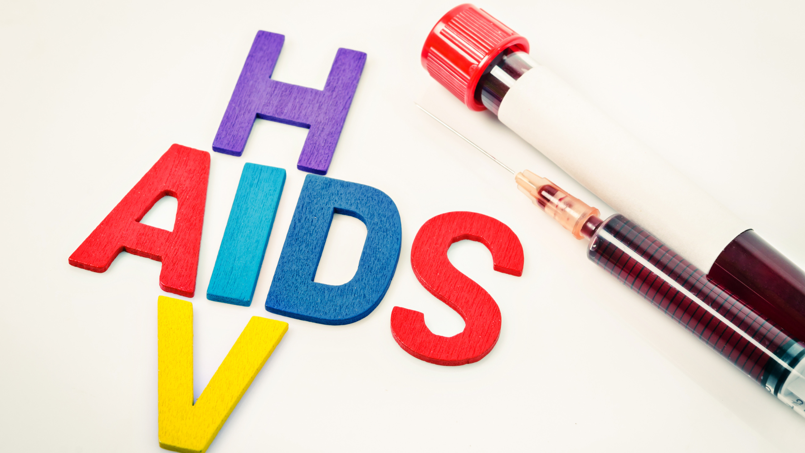 HIV lây qua đường nào? Cách phòng ngừa lây nhiễm HIV/AIDS 0