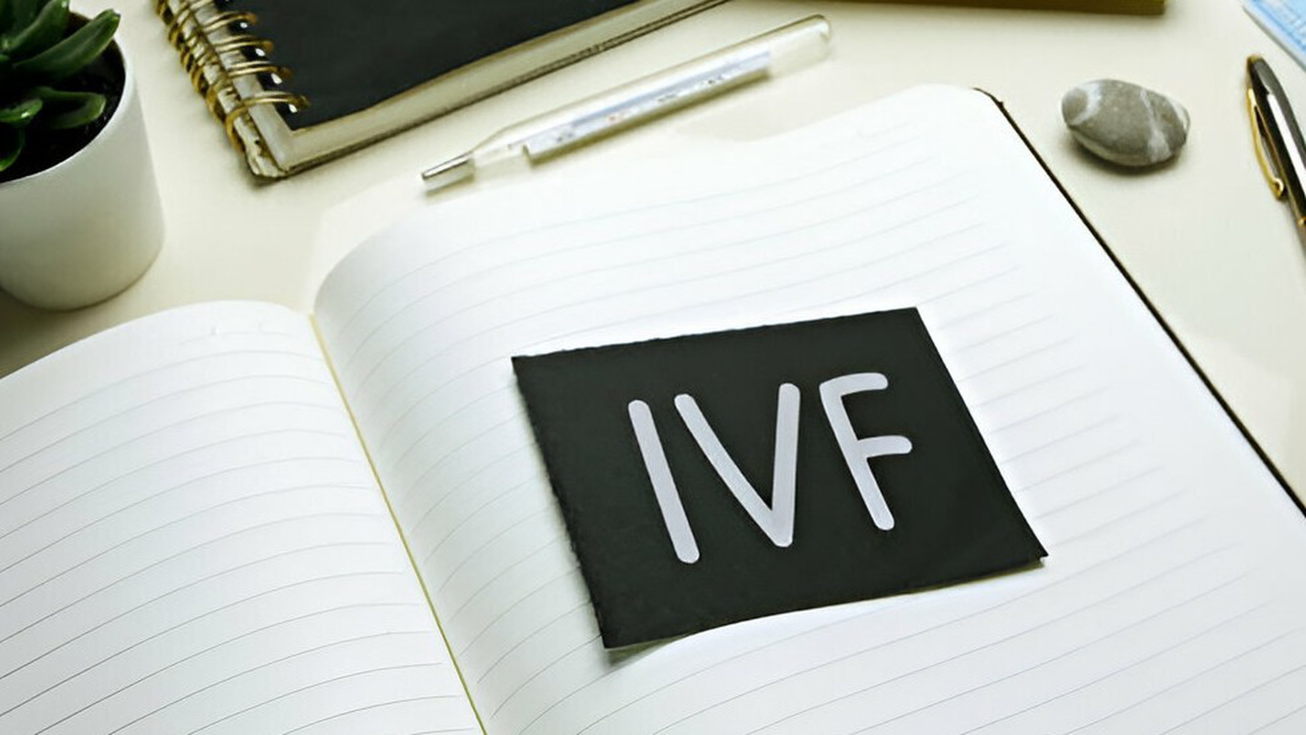Làm IVF hết bao nhiêu tiền? Tổng quan về chi phí làm IVF