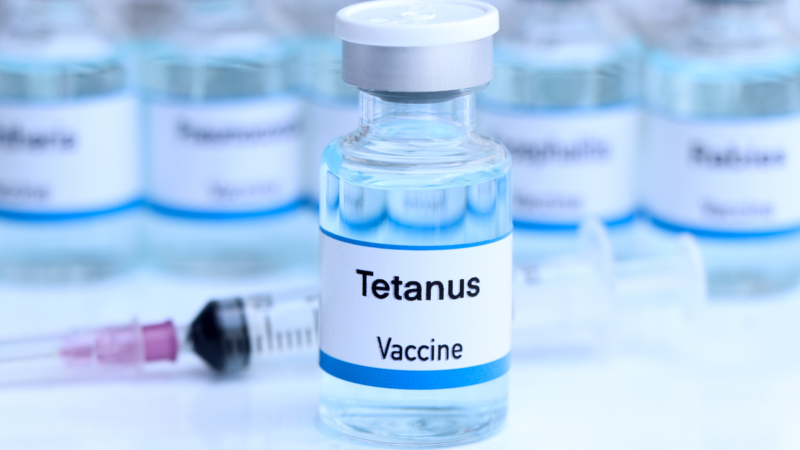 Vắc xin uốn ván là gì? Tác dụng, tiêm mấy mũi và giá tiêm