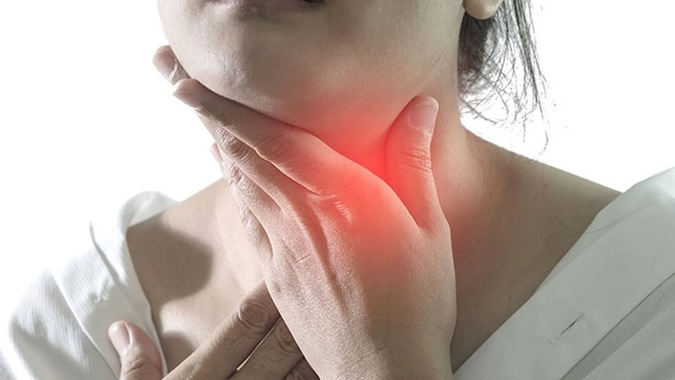 Cùng chuyên gia giải đáp thắc mắc: Ung thư vòm họng có di truyền không?