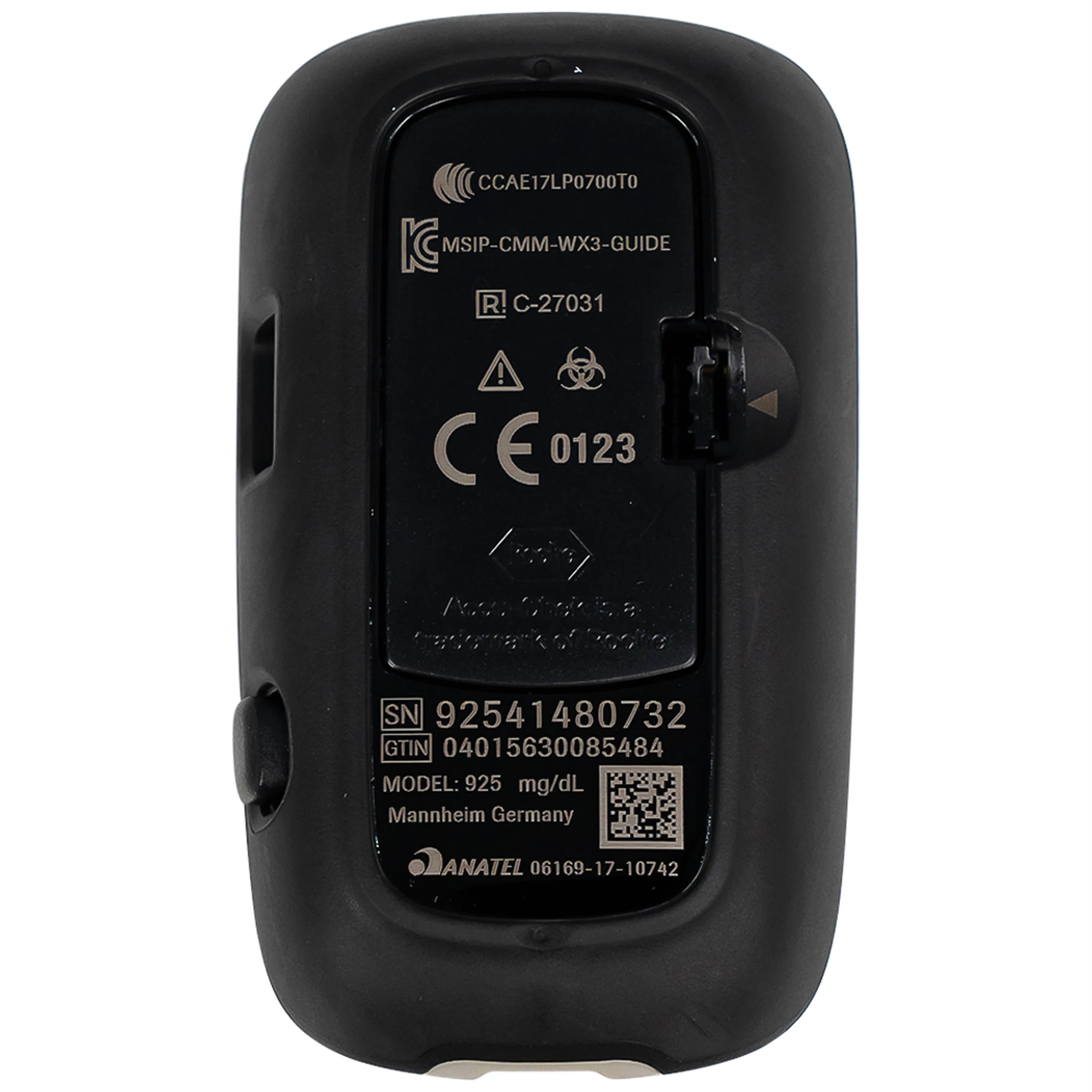 Máy đo đường huyết Accu Chek Guide hỗ trợ theo dõi, kiểm soát lượng đường trong máu