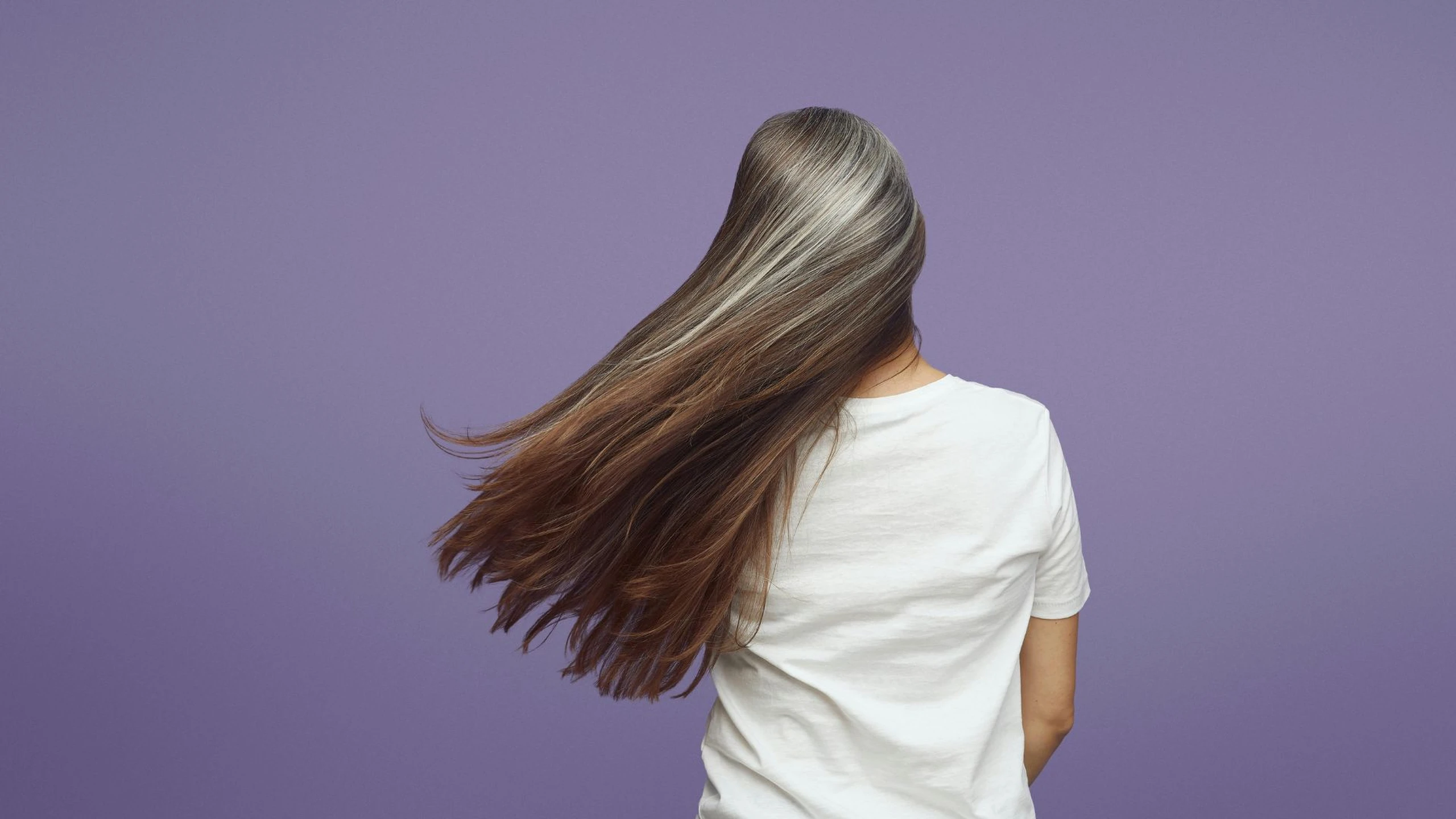 Bạn đã biết bí quyết giúp ngăn ngừa tóc bạc sớm từ quả dâu tằm?