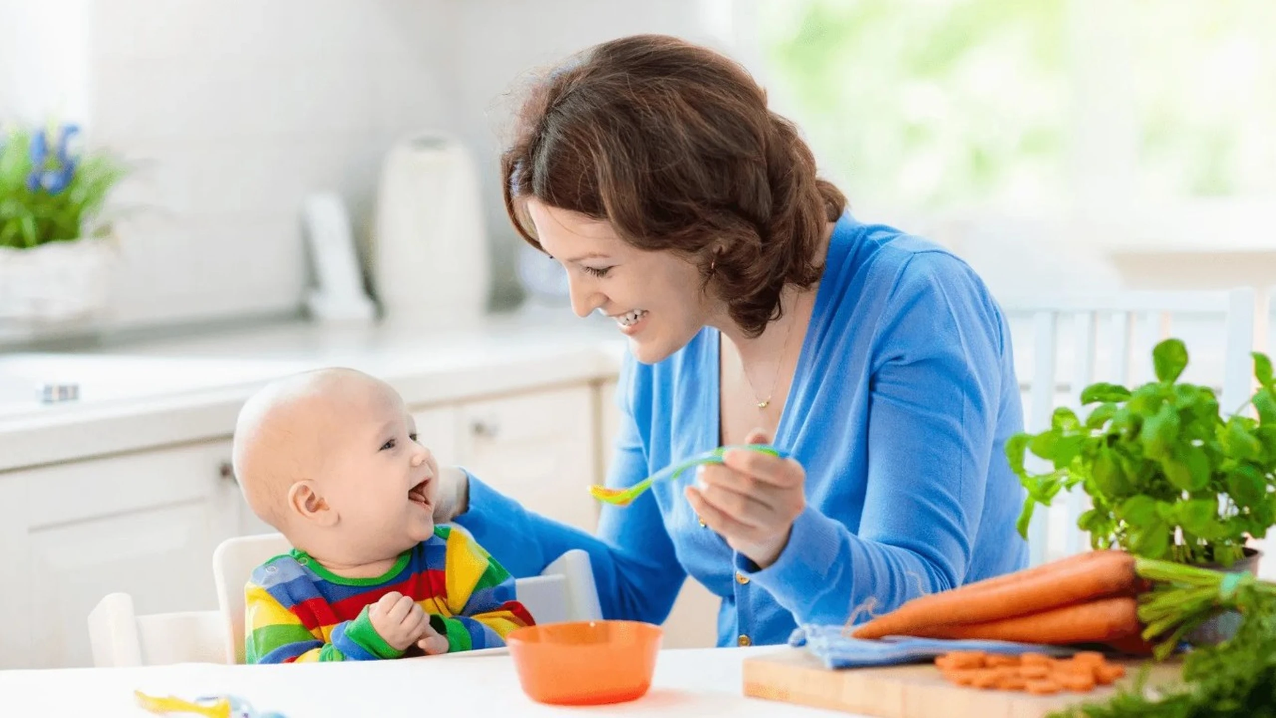 Bé 7 tháng ăn cháo dinh dưỡng được không? Những điều cha mẹ cần biết