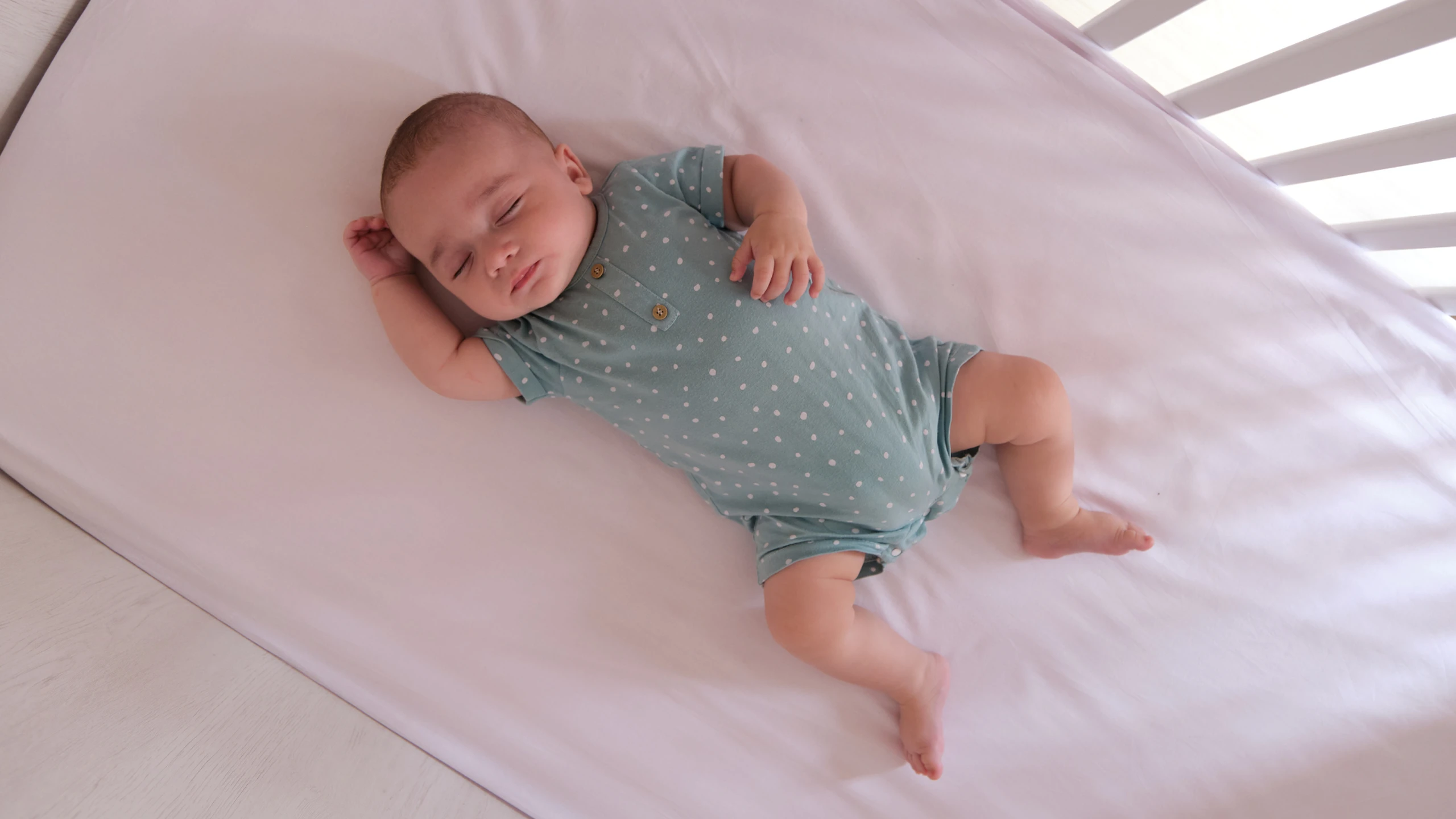 Bé 7 tháng ngủ bao nhiêu tiếng 1 ngày là đủ? Lịch ngủ tham khảo