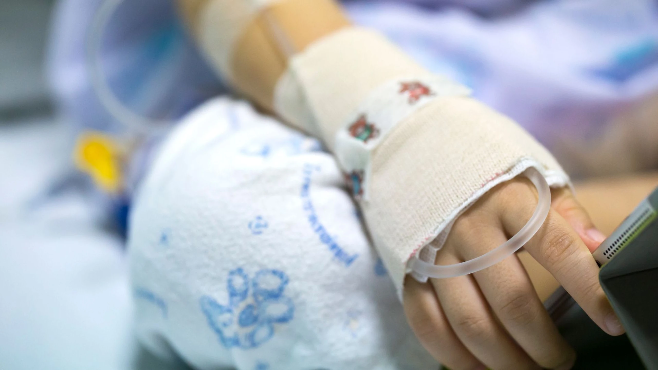 Bệnh do não mô cầu diễn tiến nhanh: Khi nào cần đưa trẻ đi khám ngay?