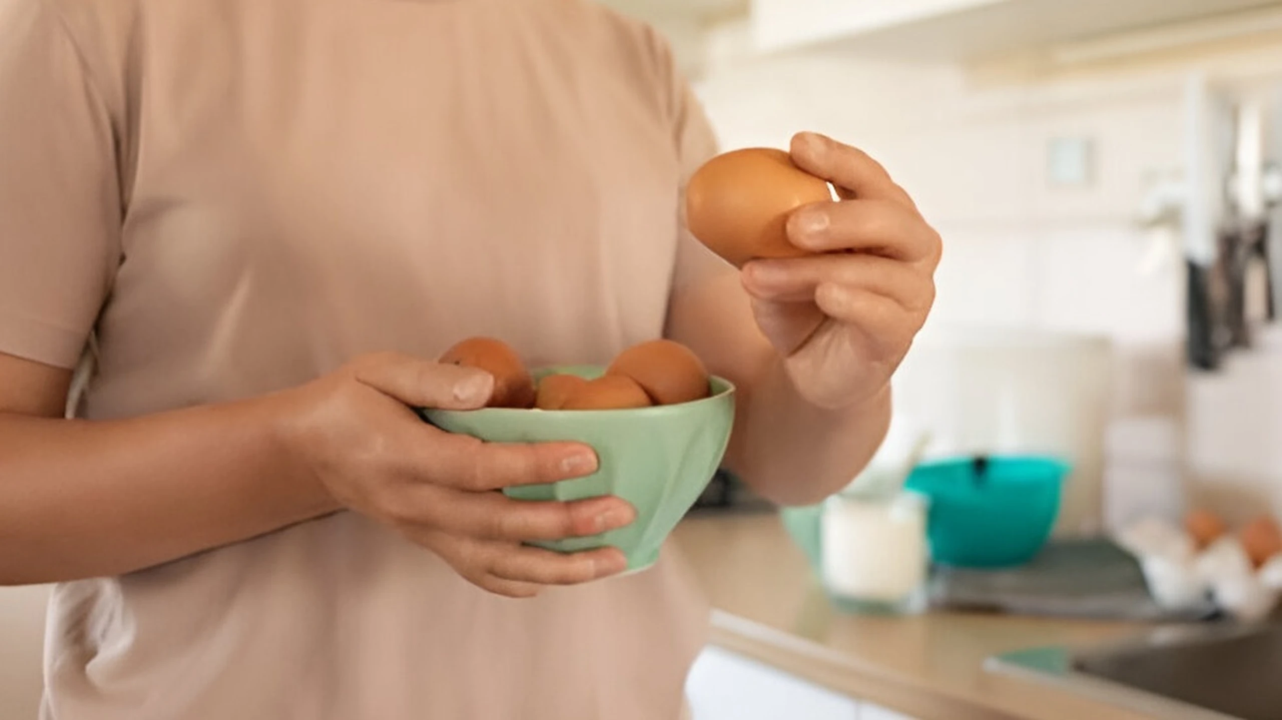 Người bị xơ gan có ăn được trứng gà không? Gợi ý chế độ ăn uống khoa học cho người bị xơ gan