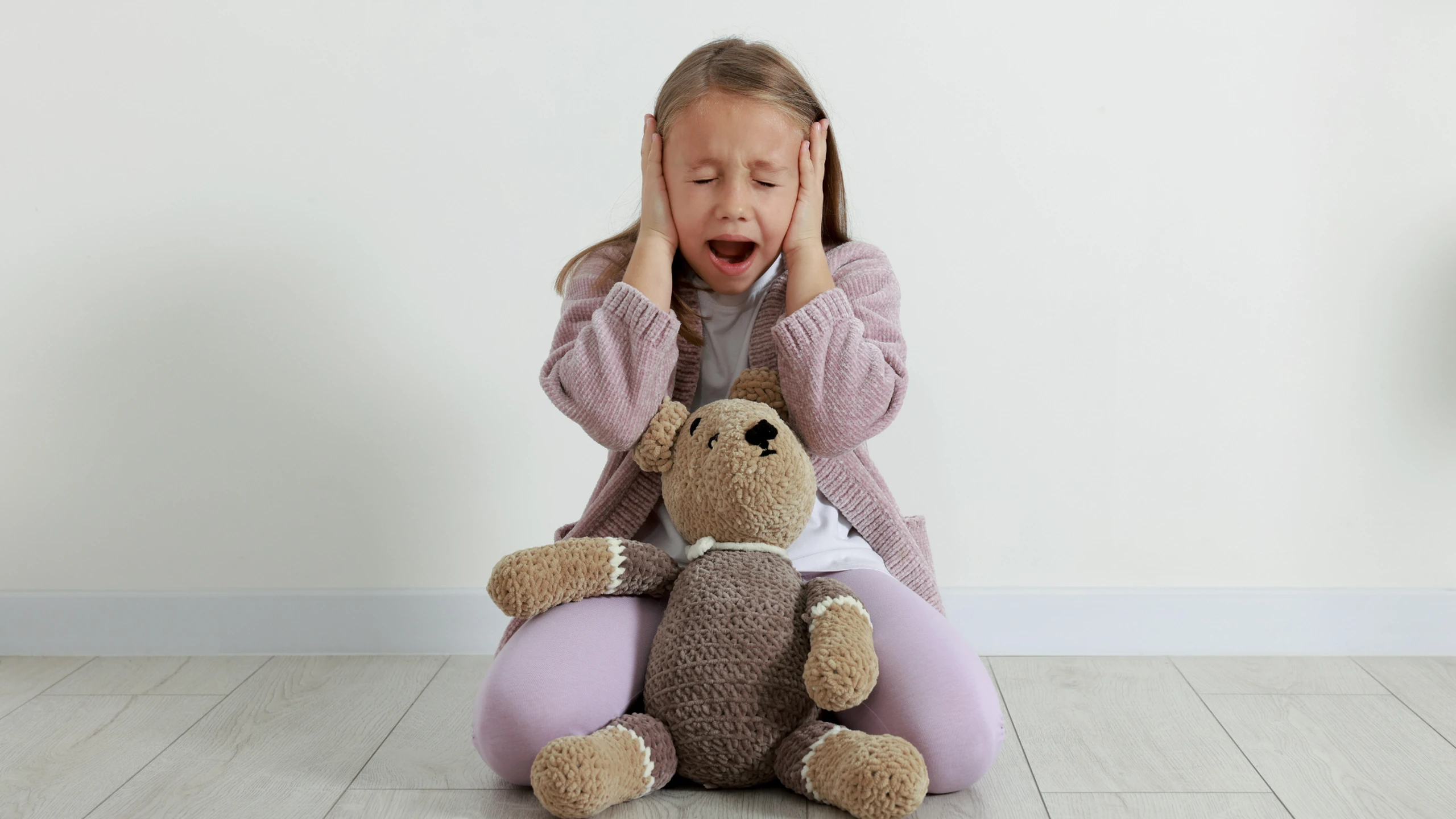 Cách điều trị trẻ bị rối loạn phổ tự kỷ? Dấu hiệu nhận biết sớm ở trẻ