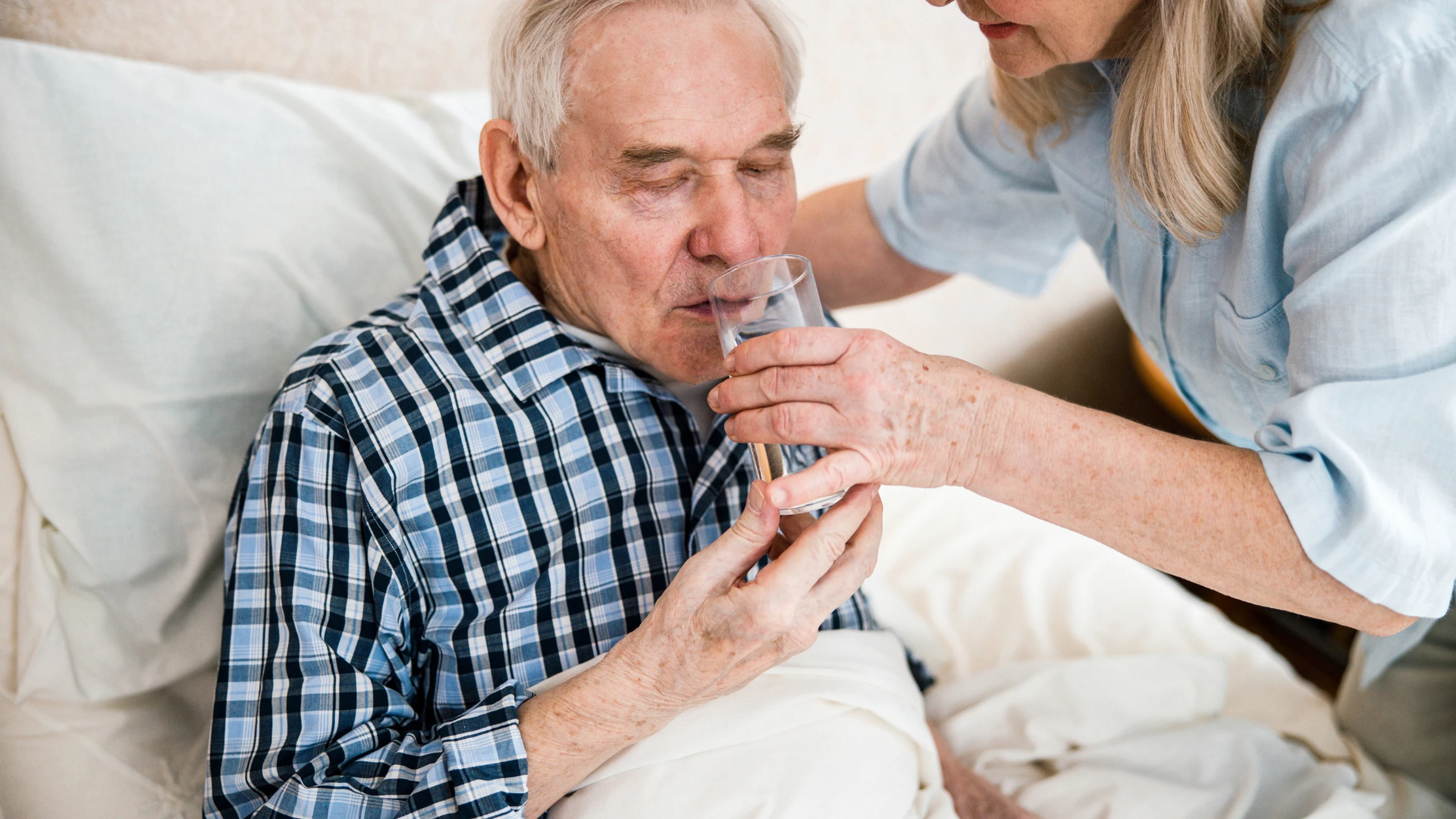 Cách chữa bệnh suy dinh dưỡng ở người lớn tuổi - Làm thế nào để phòng ngừa suy dinh dưỡng cho người cao tuổi? 0