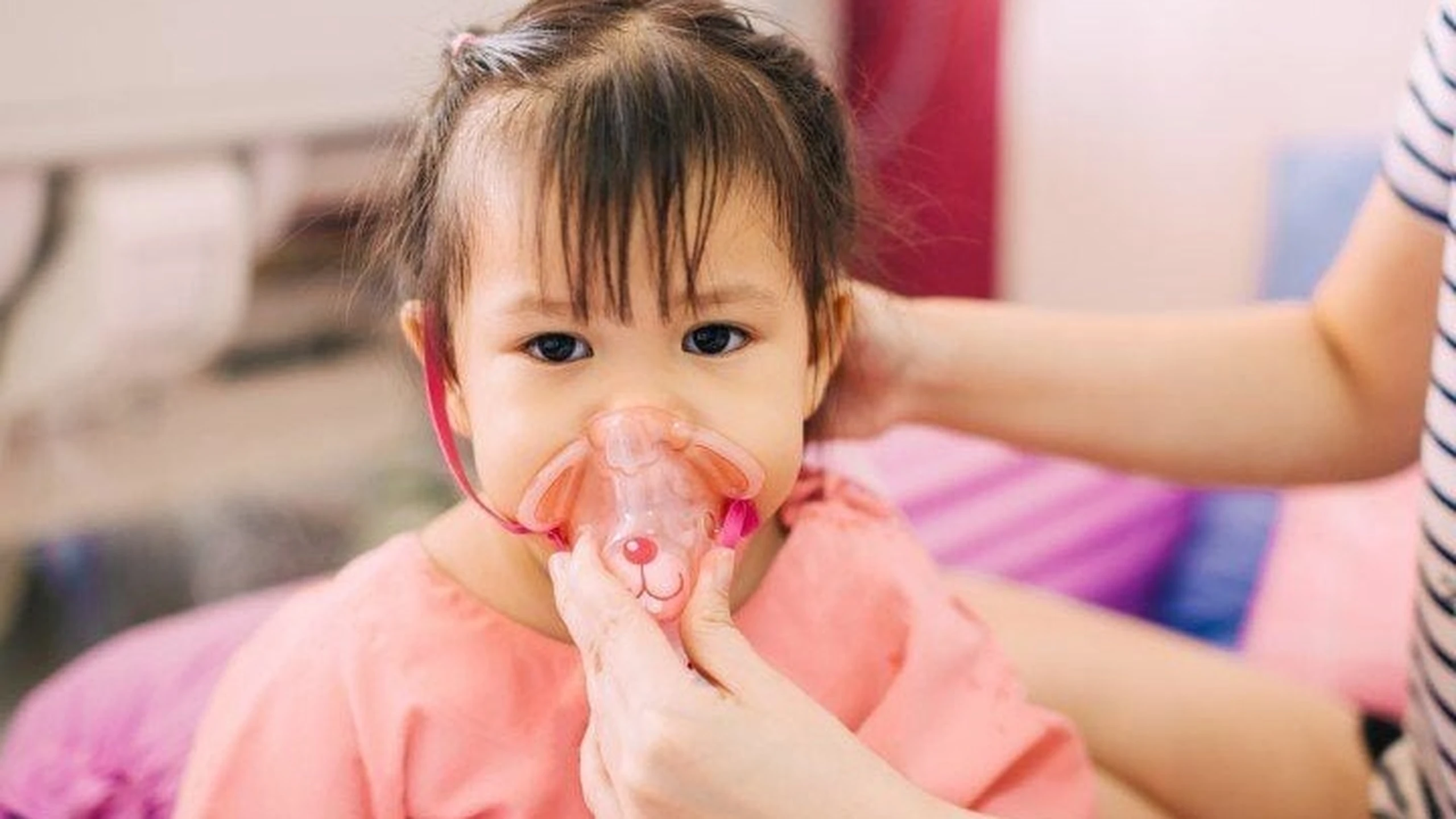 Cảnh giác với biến chứng viêm phổi ở trẻ em và trẻ sơ sinh