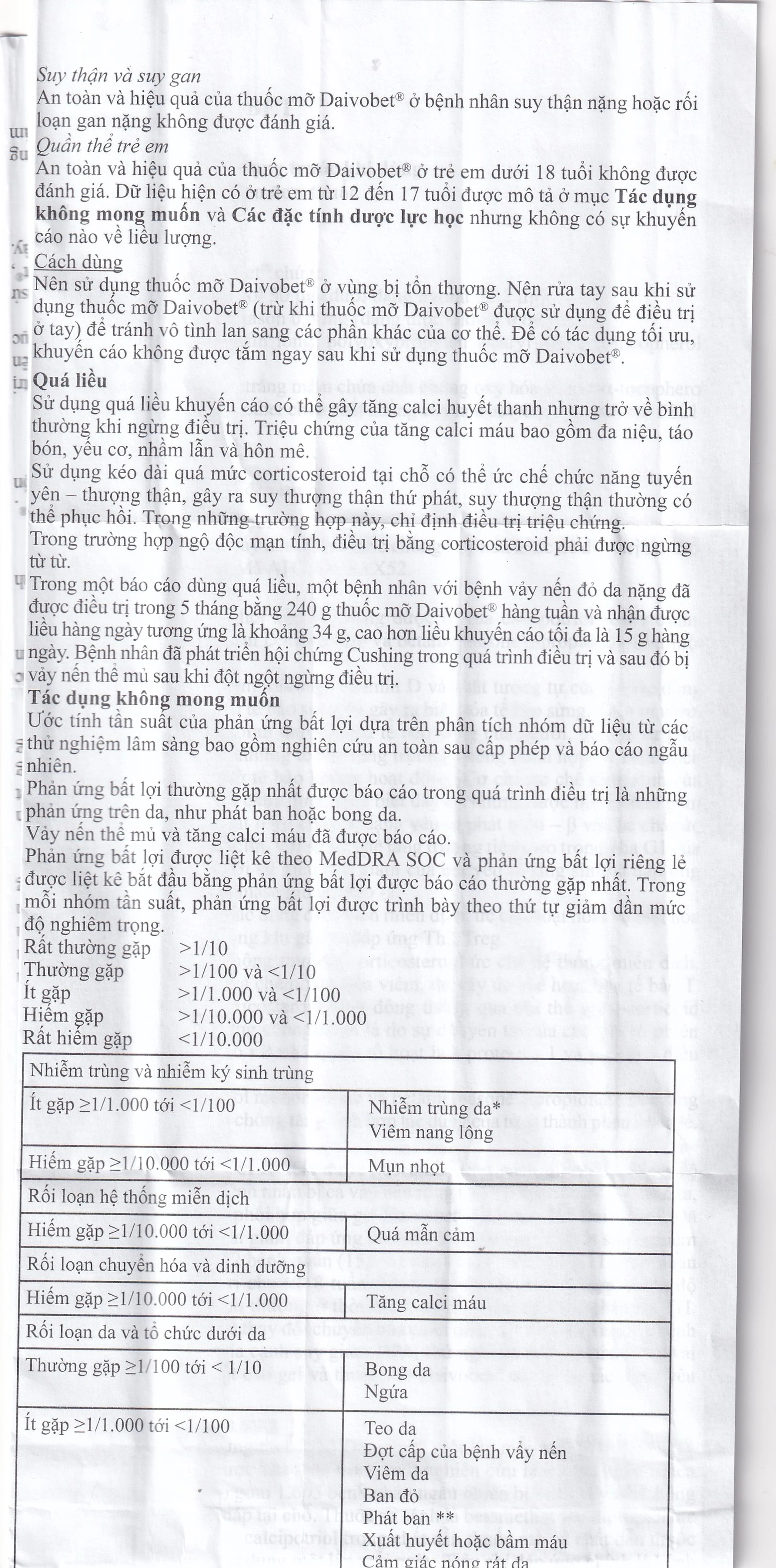 Thuốc mỡ Daivobet LEO điều trị bệnh vảy nến mảng mạn tính (15g)