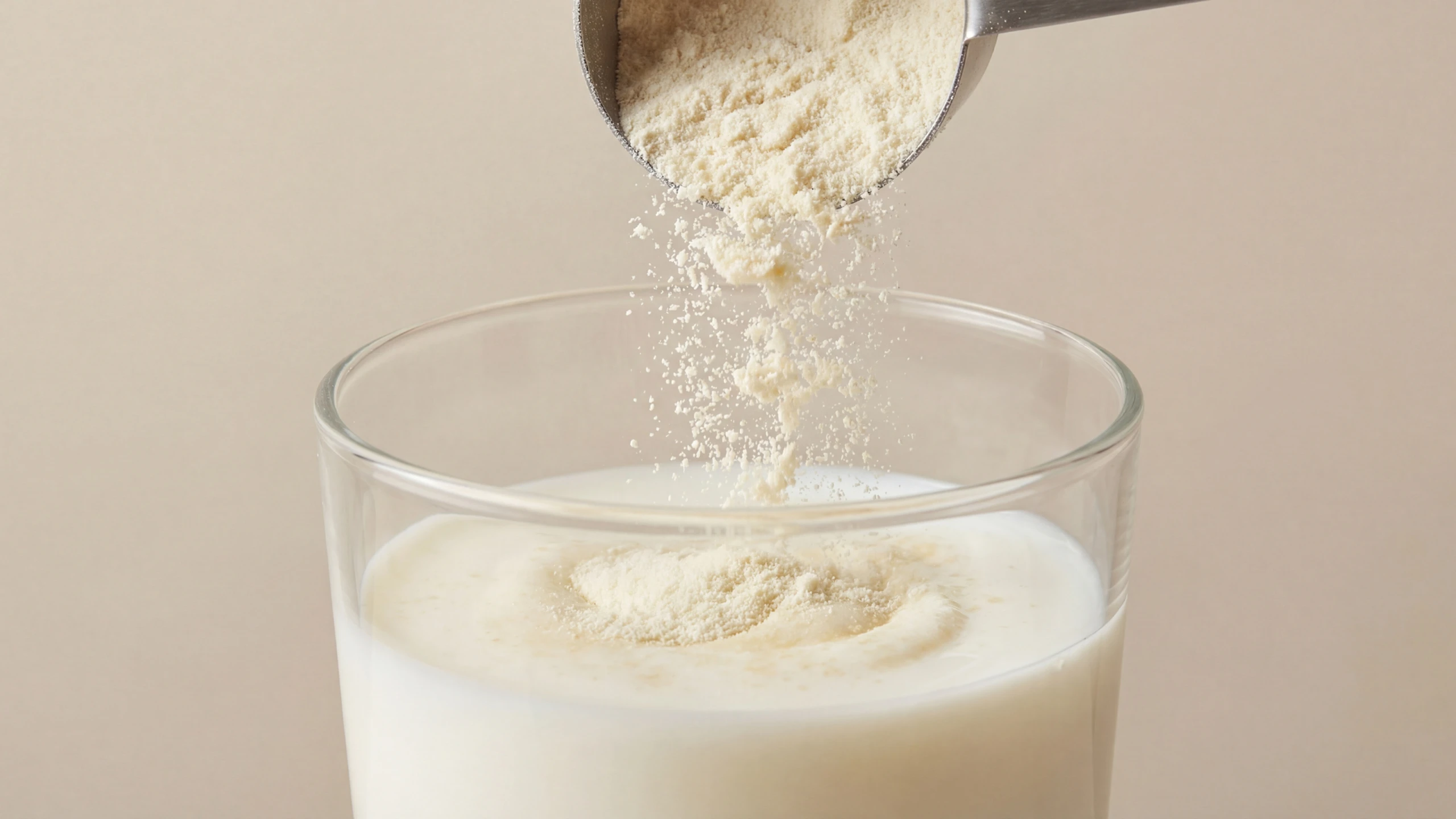 Đạm whey cho bé: Lợi ích và những điều cha mẹ cần lưu ý