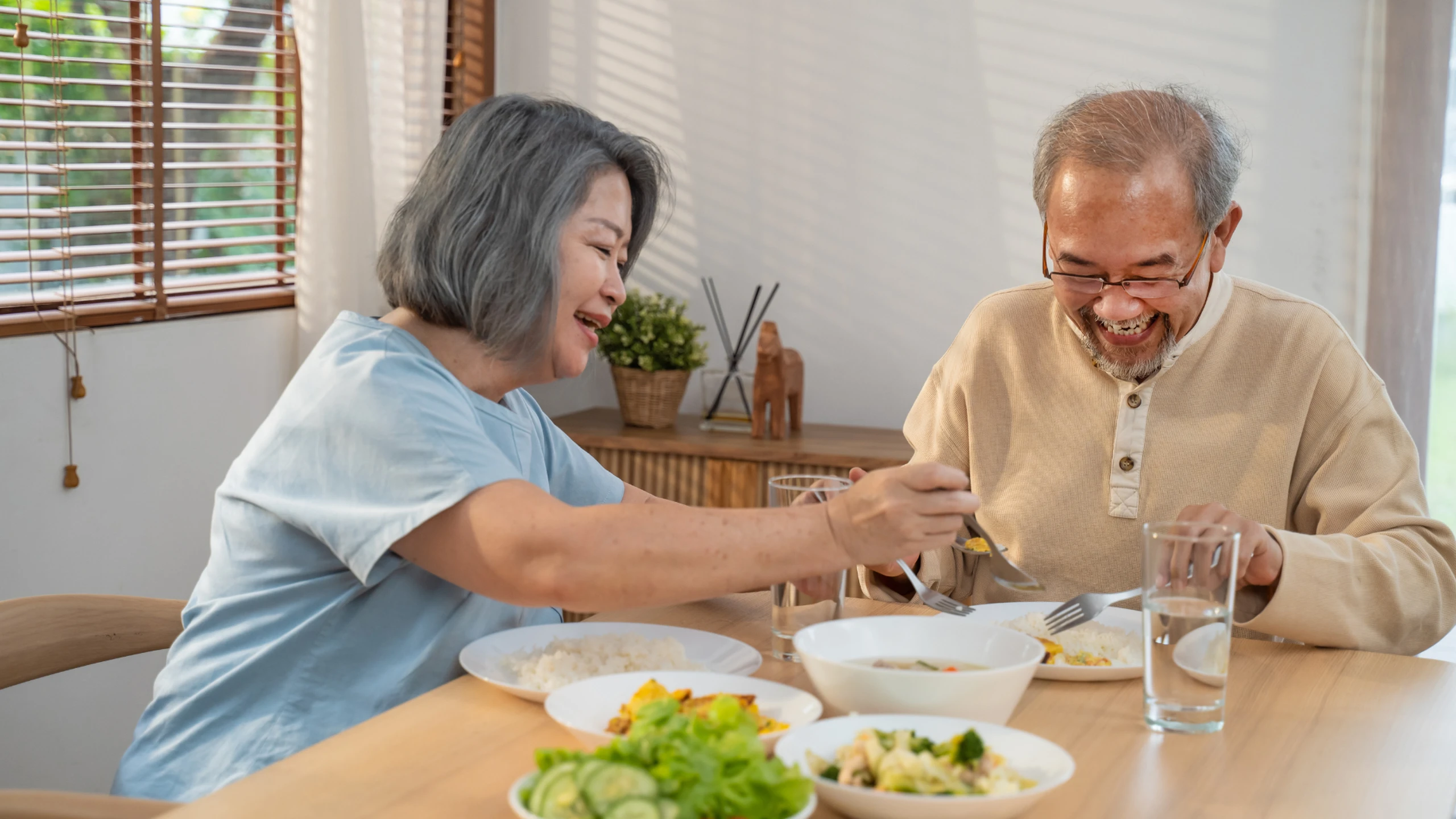 Gợi ý 4 món ăn sáng giàu protein, tốt cho người sau tuổi 70