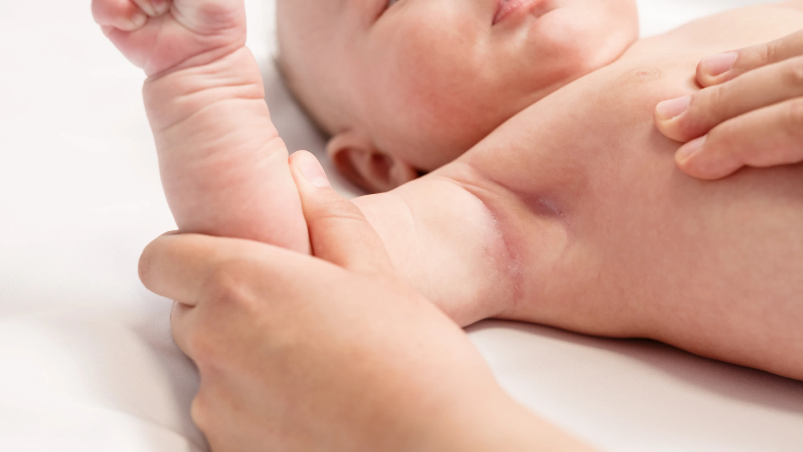 Hạch lao ở nách trẻ em: Nguyên nhân, dấu hiệu và cách điều trị