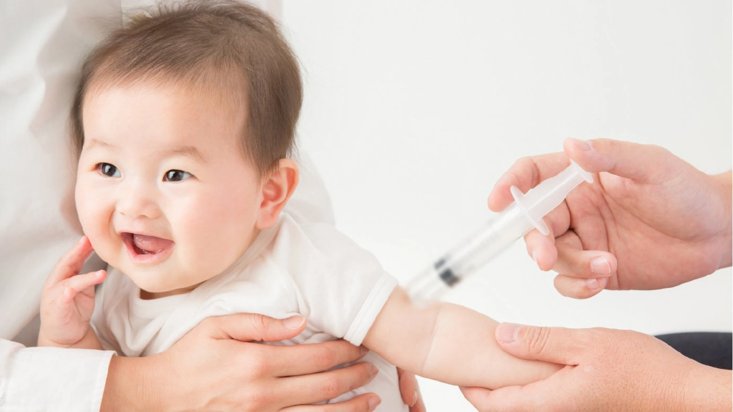 Lịch tiêm chủng mở rộng cho trẻ em: Hướng dẫn đầy đủ cho ba và mẹ trong việc chăm sóc sức khỏe của bé