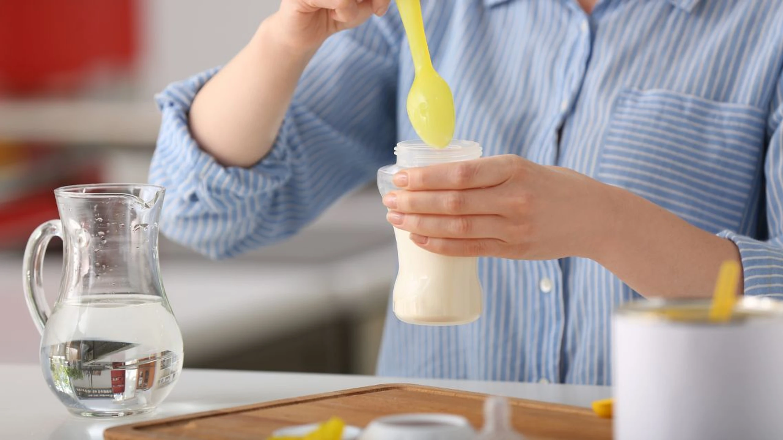 Men tiêu hóa pha với sữa được không? Giải đáp và hướng dẫn cách dùng
