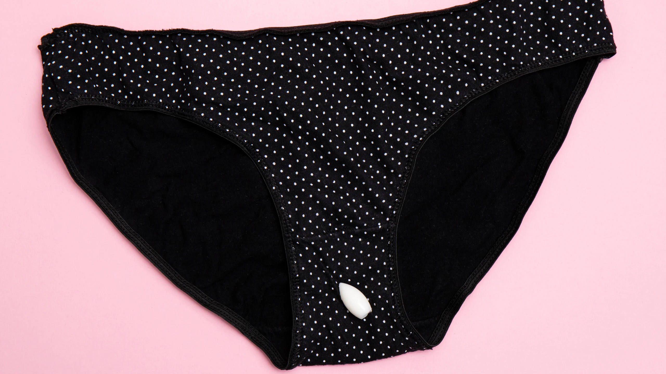 Ra huyết trắng nhiều là sắp có kinh hay có thai? Dấu hiệu và lời khuyên hữu ích thumbnail