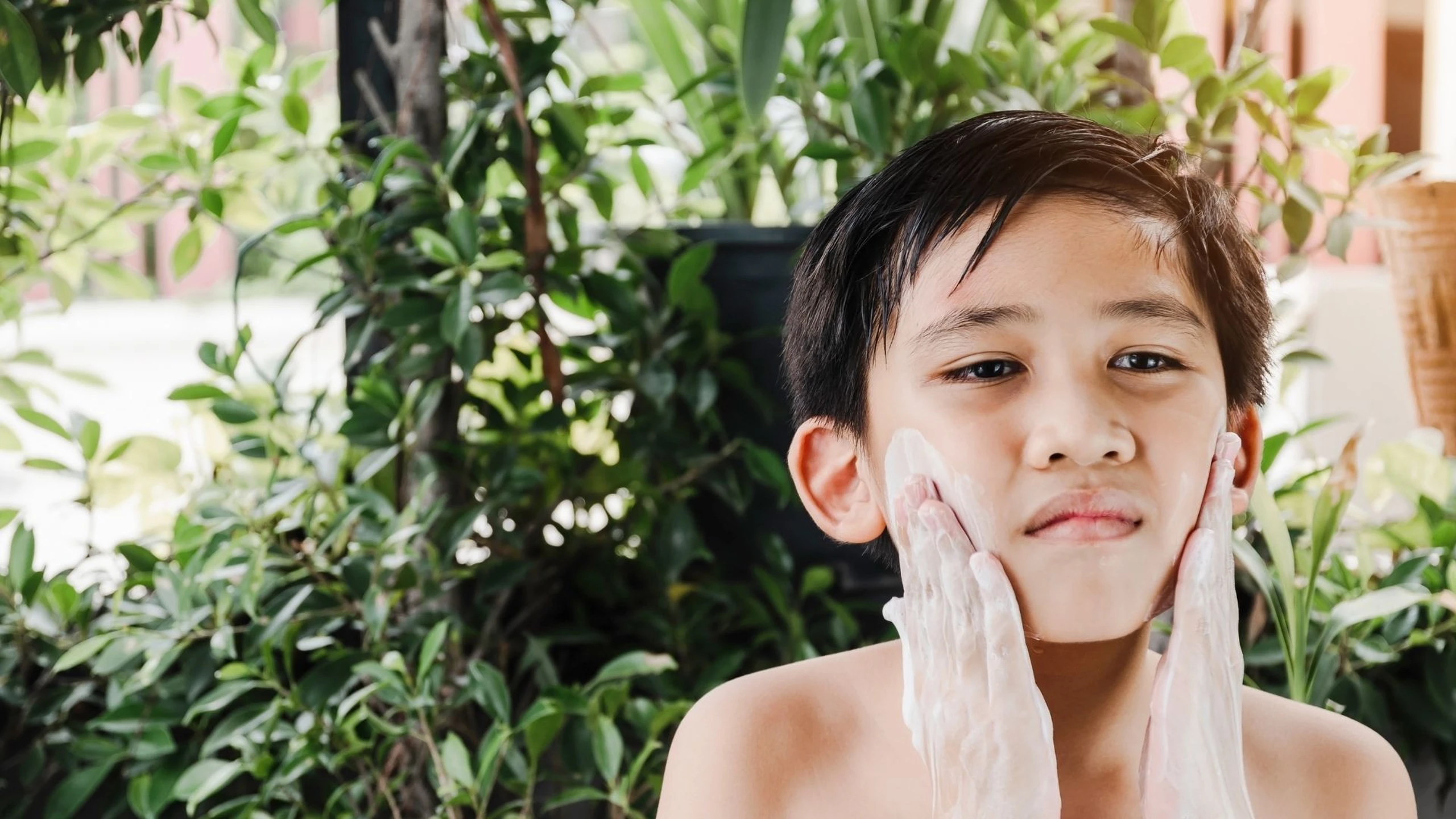 Sữa rửa mặt cho trẻ em 10 tuổi: Hướng dẫn lựa chọn an toàn
