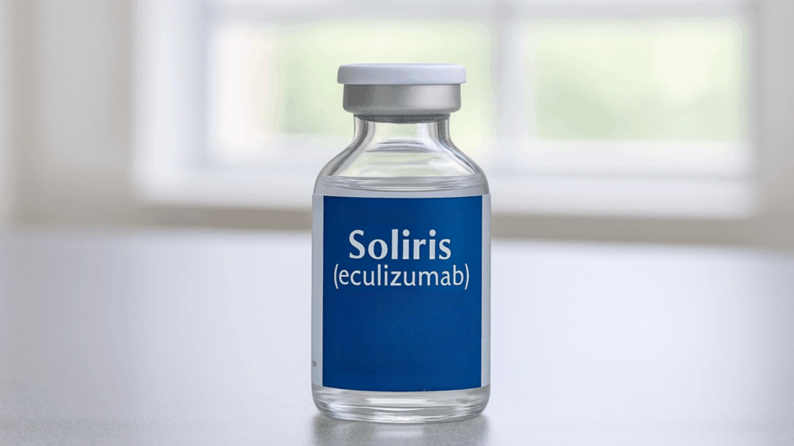 Tác dụng phụ của Soliris: Thường gặp, nhẹ và nghiêm trọng