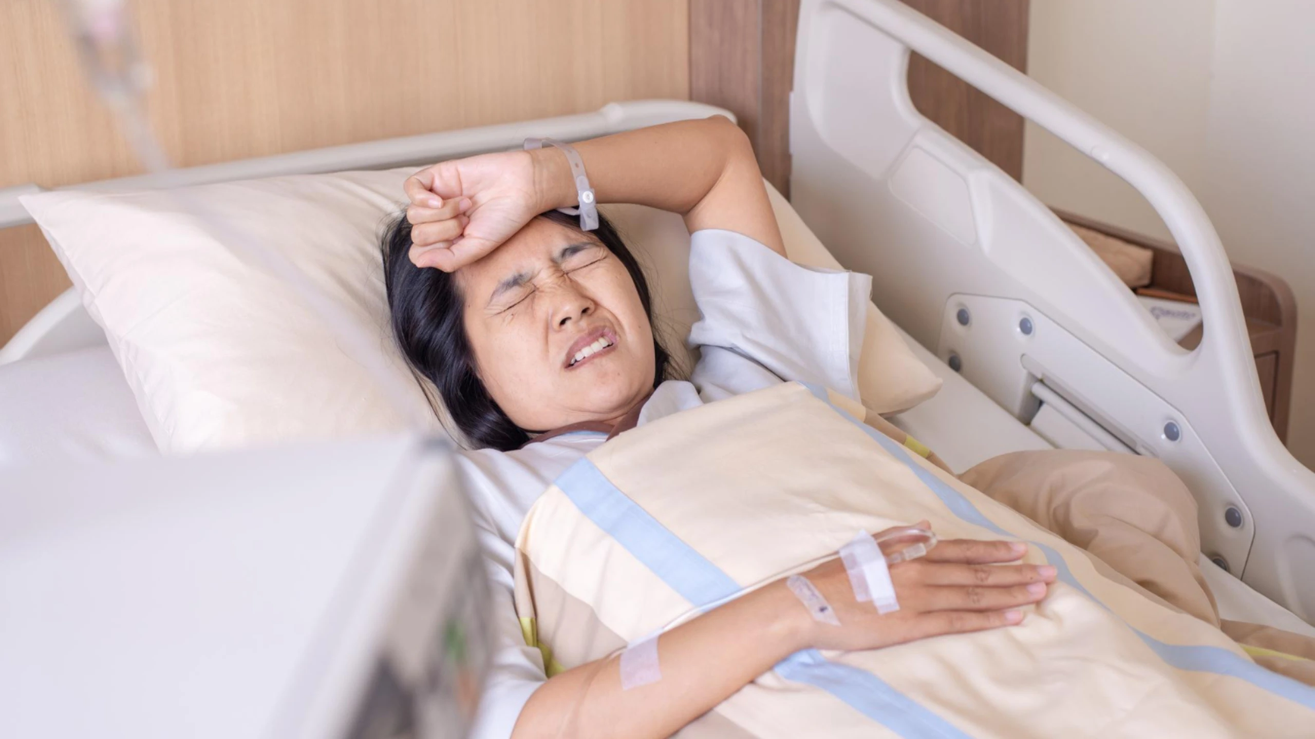 Thanh Hóa: 10 người nhập viện sau khi ăn thịt, trứng cá cảnh