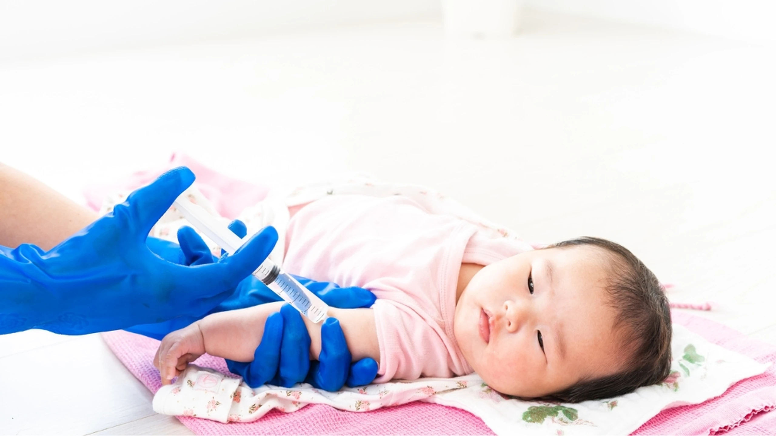 Tiêm vắc xin 6 trong 1 cho trẻ sinh non: Thời điểm và lịch tiêm an toàn