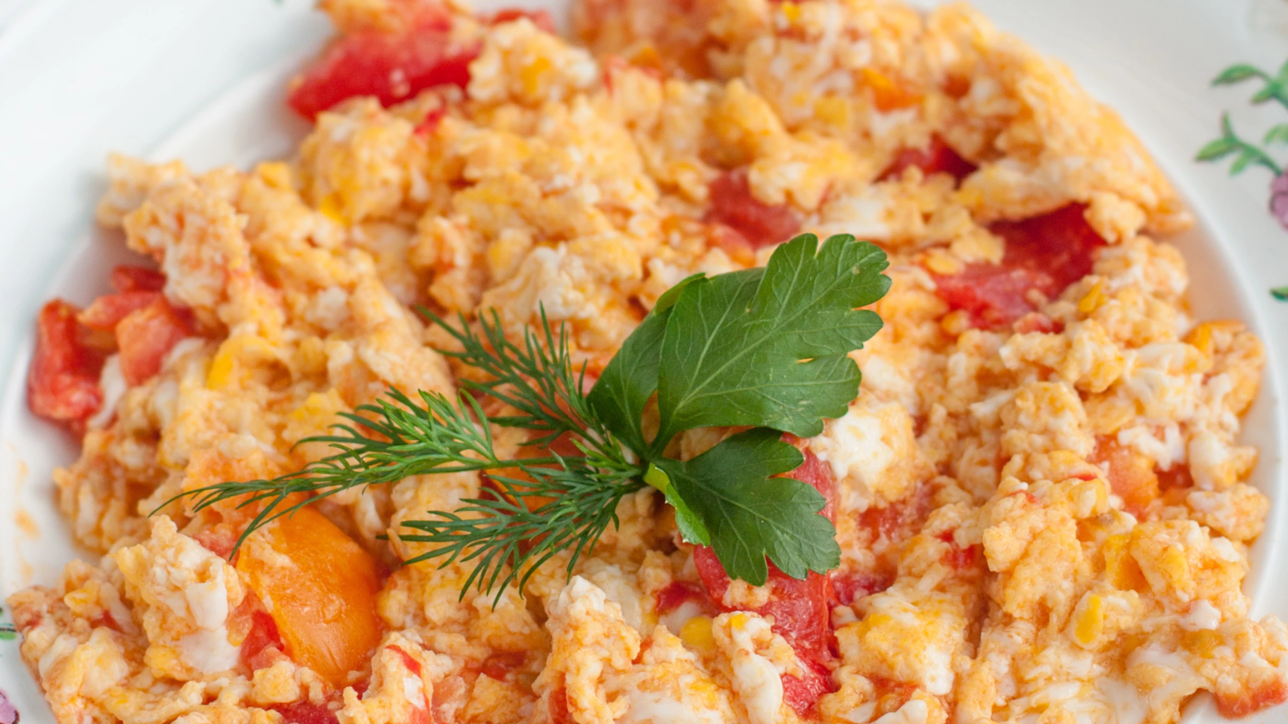 Trứng xào cà chua bao nhiêu calo? Lợi ích của trứng xào cà chua đối với sức khỏe 0