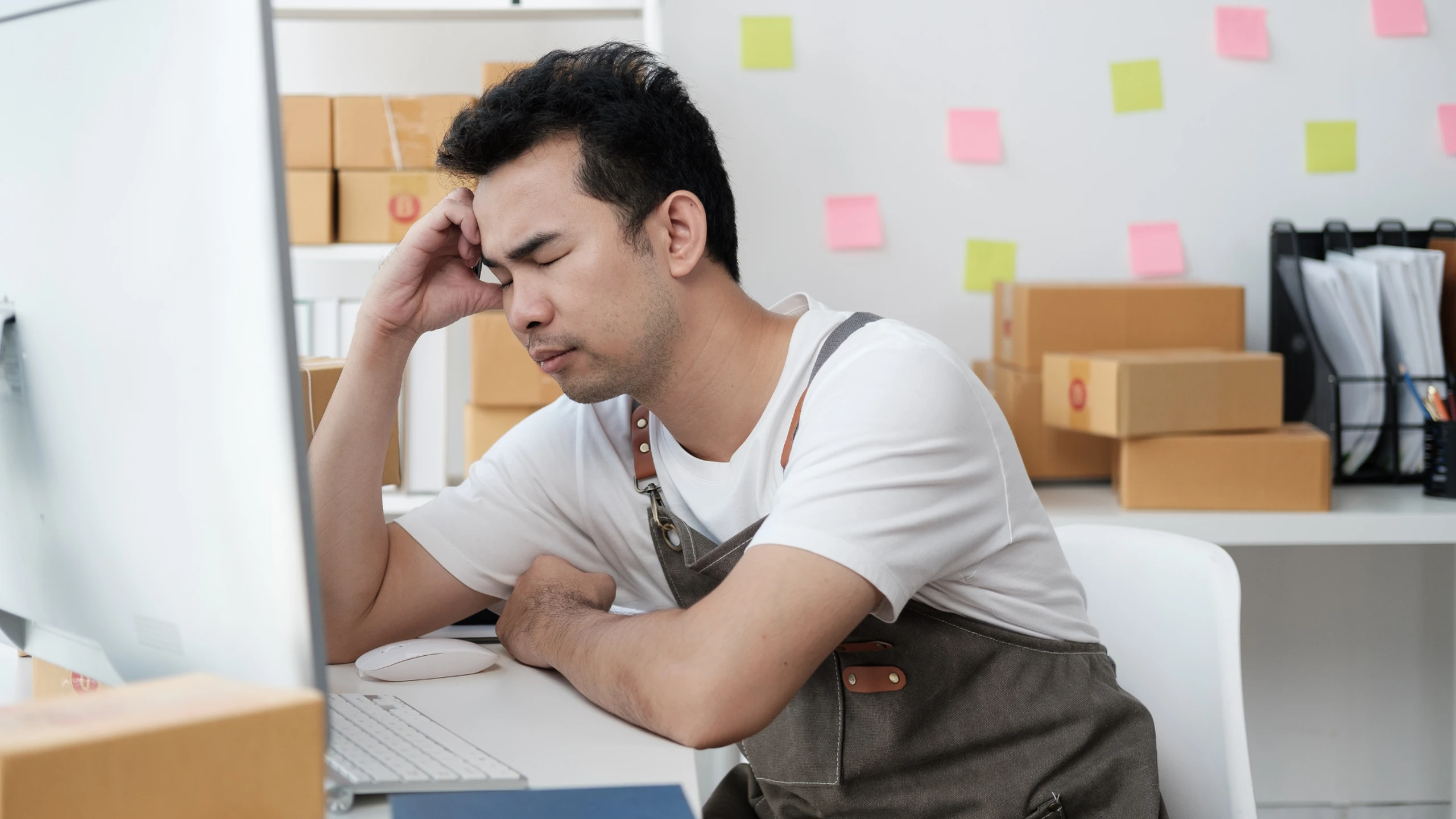 Vẫn làm việc bình thường, đừng chủ quan với bệnh nghề nghiệp