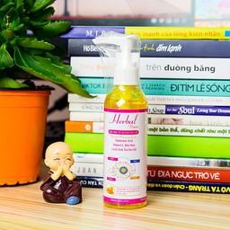 Gel vệ sinh phụ nữ Herbal Nano Vinapharma giúp vệ sinh, khử mùi, bảo vệ vùng kín (105g)