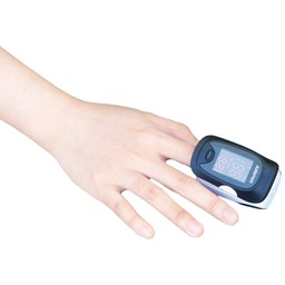 Máy đo nồng độ oxy trong máu SPO2 Jumper JPD 500D LED