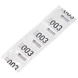 Bao cao su Okamoto 0.03 Platinum trong suốt, mềm mại, dùng để phòng tránh thai và ngăn ngừa HIV (3 cái)