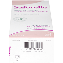 Dung dịch vệ sinh phụ nữ Saforelle Gentle Soothing Cleansing Care làm sạch dịu nhẹ, bảo vệ vùng kín (250ml)