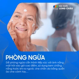 Biện pháp phòng ngừa đồi mồi bao gồm hạn chế tiếp xúc trực tiếp với ánh nắng mặt trời và sử dụng các sản phẩm chăm sóc da phù hợp