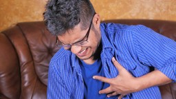 Nhồi máu cơ tim thất phải là gì? Nguyên nhân, triệu chứng và cách điều trị 2