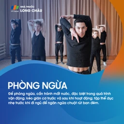 Uống đủ nước, giãn cơ trước – sau vận động và tập nhẹ trước khi ngủ