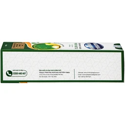 Dung dịch vệ sinh phụ nữ Natural Feminine Lá Trầu Không vệ sinh nhẹ nhàng, kháng khuẩn (100ml)