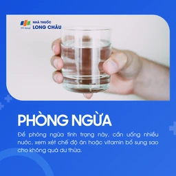 Nước tiểu vàng 7