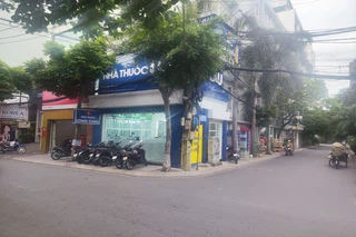 Nhà Thuốc FPT Long Châu 16 Thân Nhân Trung, P. 13, Q. Tân Bình, TP. Hồ Chí Minh