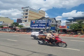 Nhà Thuốc FPT Long Châu 701 Lê Trọng Tấn (Kế Bên Ngân Hàng Seabank), P. Bình Hưng Hòa, Q. Bình Tân, TP. Hồ Chí Minh