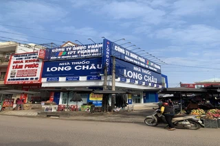 Nhà Thuốc FPT Long Châu 52 Trần Hưng Đạo (Cổng Chợ Bồng Sơn), P. Bồng Sơn, TX. Hoài Nhơn, Tỉnh Bình Định