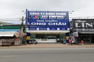 Nhà Thuốc FPT Long Châu 72 Nguyễn Tri Phương, TT. Cái Tắc, H. Châu Thành A, Tỉnh Hậu Giang