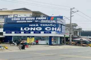 Nhà Thuốc FPT Long Châu Xóm 5 (Cạnh Chợ Số 6, Gần Bia Chiến Thắng), X. Trung Môn, H. Yên Sơn, Tỉnh Tuyên Quang