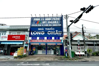 Nhà Thuốc FPT Long Châu Quốc Lộ 1A (Đối Diện Công An Xã Tân Hương), X. Tân Hương, H. Châu Thành, Tỉnh Tiền Giang