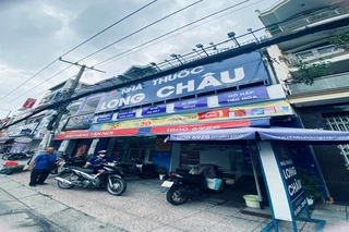 Nhà Thuốc FPT Long Châu 183- 185 Bình Phú (Đối Diện Cà Phê Bằng Lăng Tím Garden), P. 11, Q. 6, TP. Hồ Chí Minh