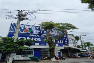 Nhà Thuốc FPT Long Châu 153 Chu Văn An (Ngay Vòng Xoay Ngã Năm Mới), P. Nghĩa Lộ, Tỉnh Quảng Ngãi