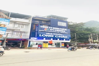 Nhà Thuốc FPT Long Châu Tiểu Khu 4 (Cạnh Sân Vận Động), X. Mai Châu, Tỉnh Phú Thọ