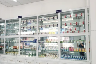 Nhà Thuốc FPT Long Châu 49 Phan Đình Phùng, P. Châu Đốc, Tỉnh An Giang