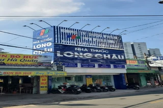 Nhà Thuốc FPT Long Châu 279 Tân Kỳ Tân Quý (Cách Chung Cư The Garden 180M), P. Tân Sơn Nhì, TP. Hồ Chí Minh