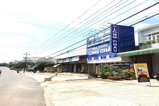 Nhà Thuốc FPT Long Châu 72 Nguyễn Tất Thành (Ngay Ngã Tư Đường Hùng Vương Và Nguyễn Tất Thành), X. Krông Nô, Tỉnh Lâm Đồng